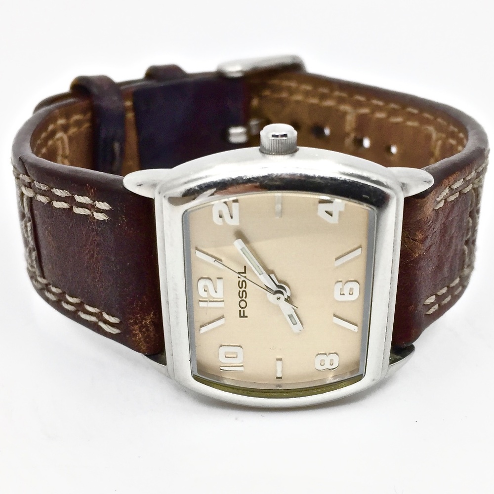 FOSSIL~jr8779~peach dial~BROWN LEATHER BAND WATCH